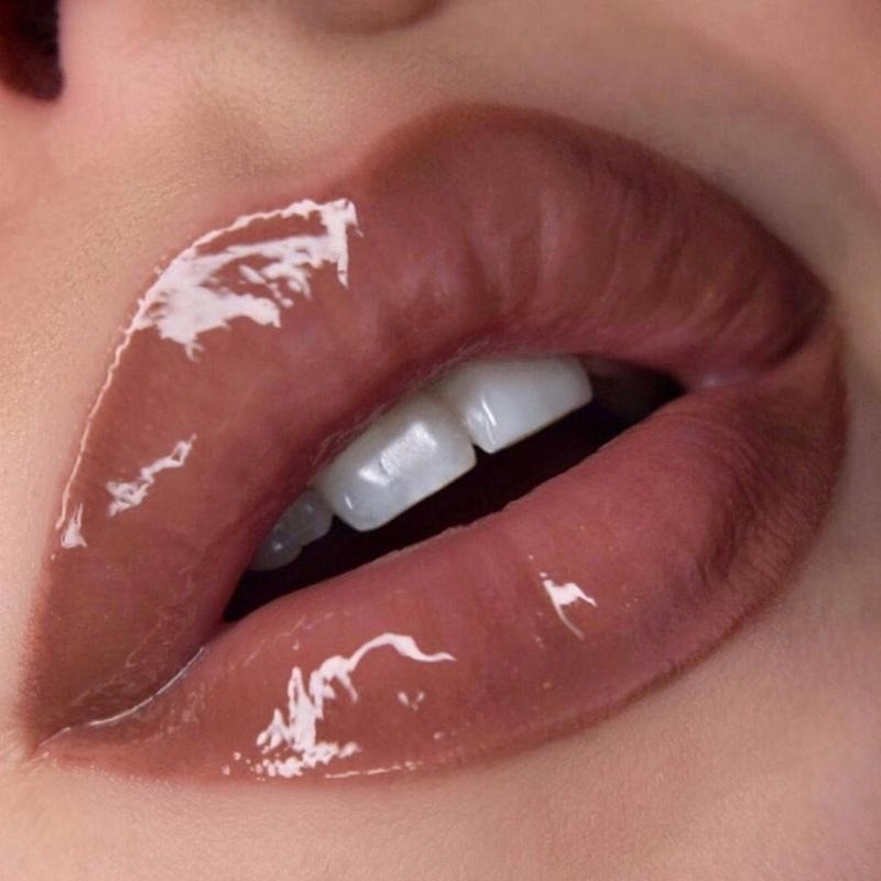 Техника ″стеклянных″ губ