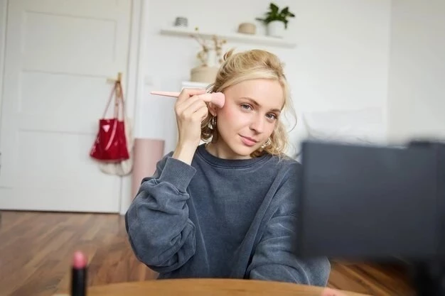 наращивание ресниц сколько держится