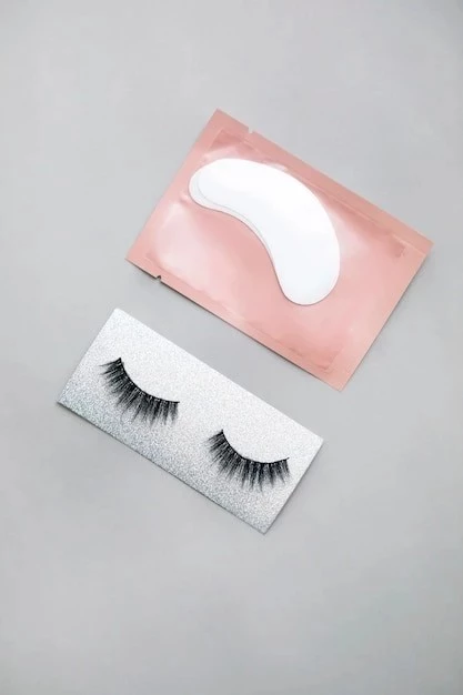 наращивание ресниц с белыми вставками