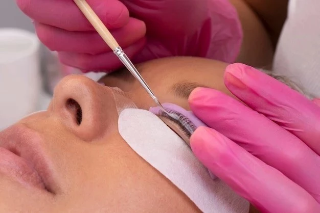 кератиновый лифтинг ресниц