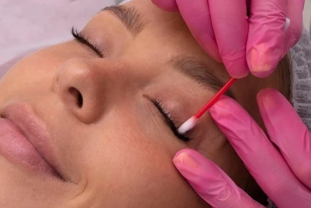 покраска ресниц