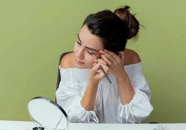 почему выпадают ресницы после наращивания